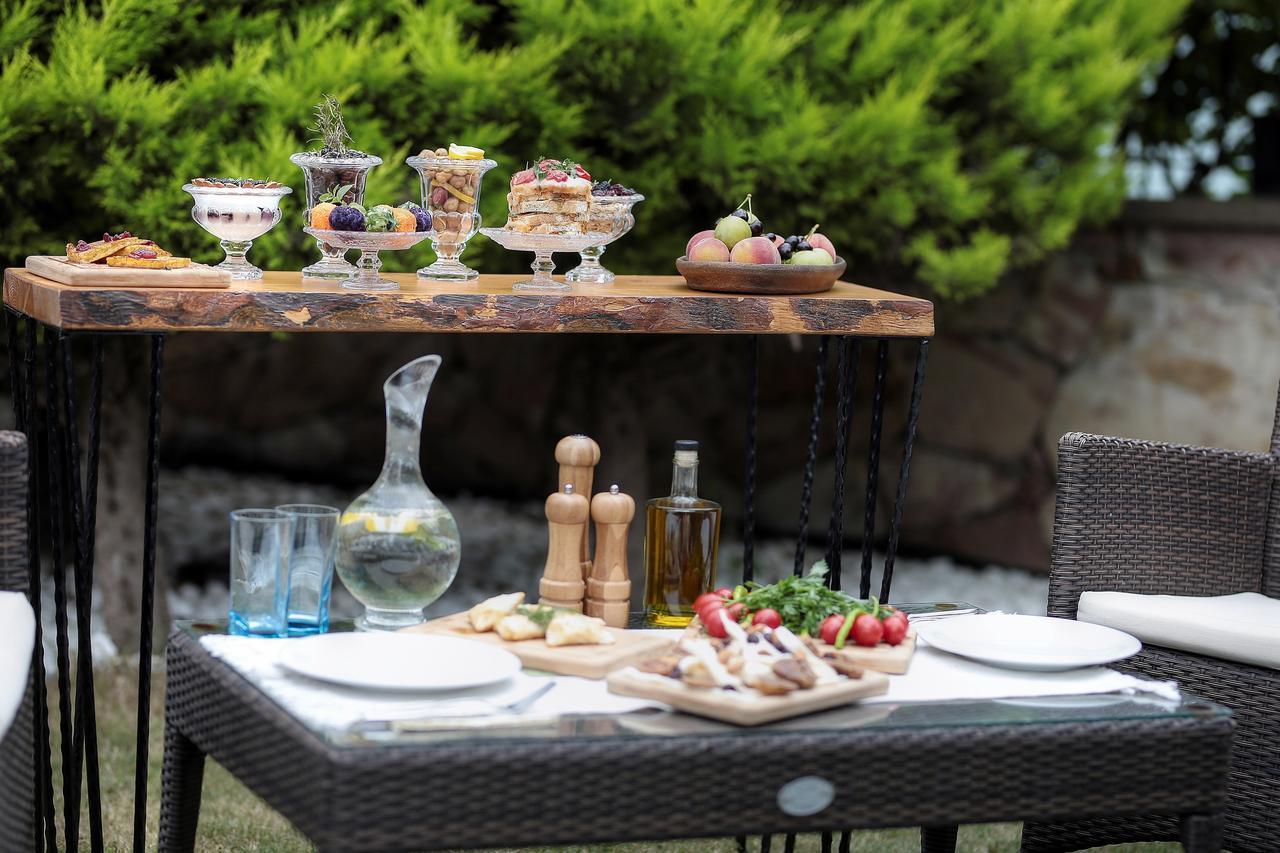 Cunda Morisi Otel Ayvalı Esterno foto