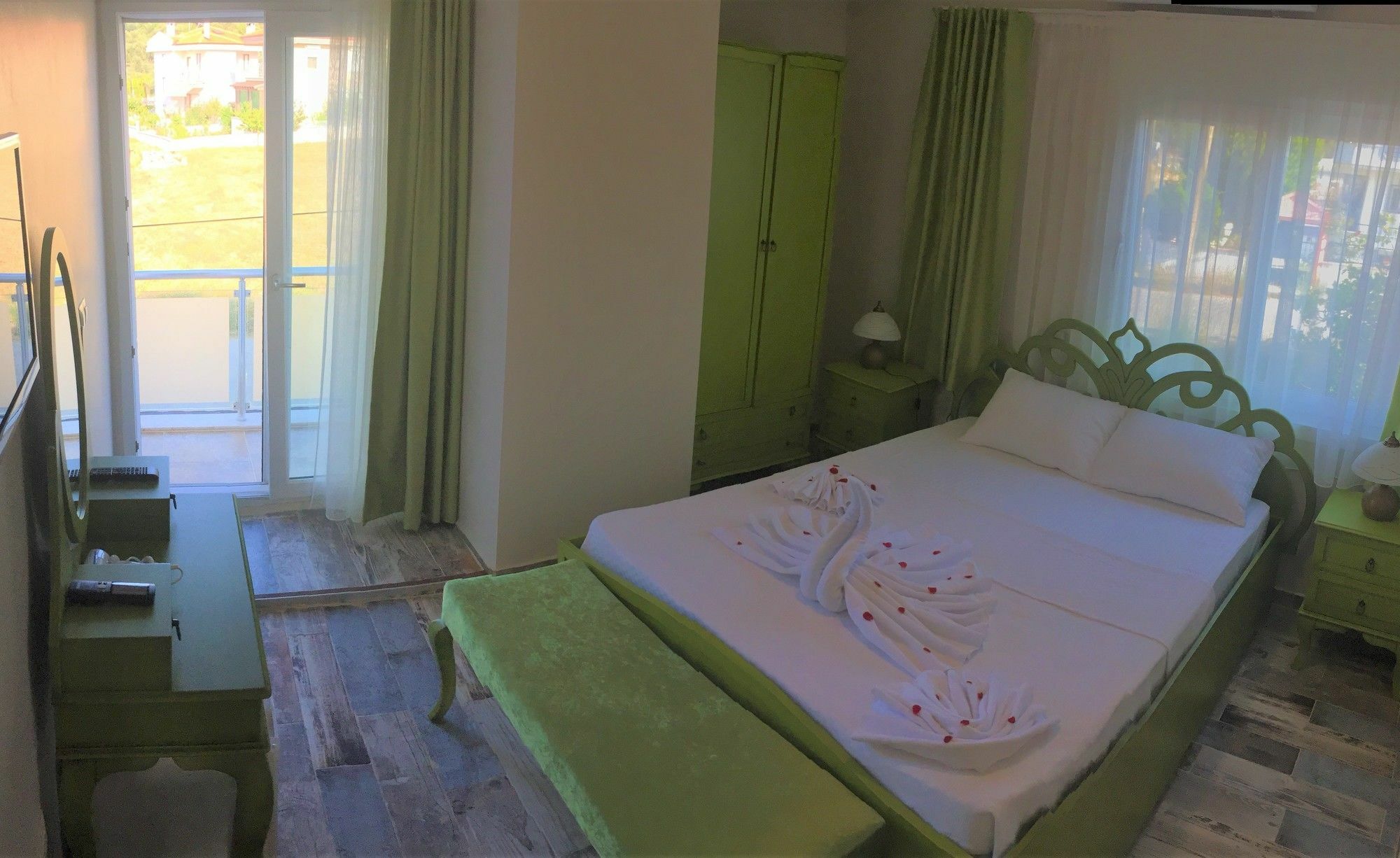 Cunda Morisi Otel Ayvalı Esterno foto