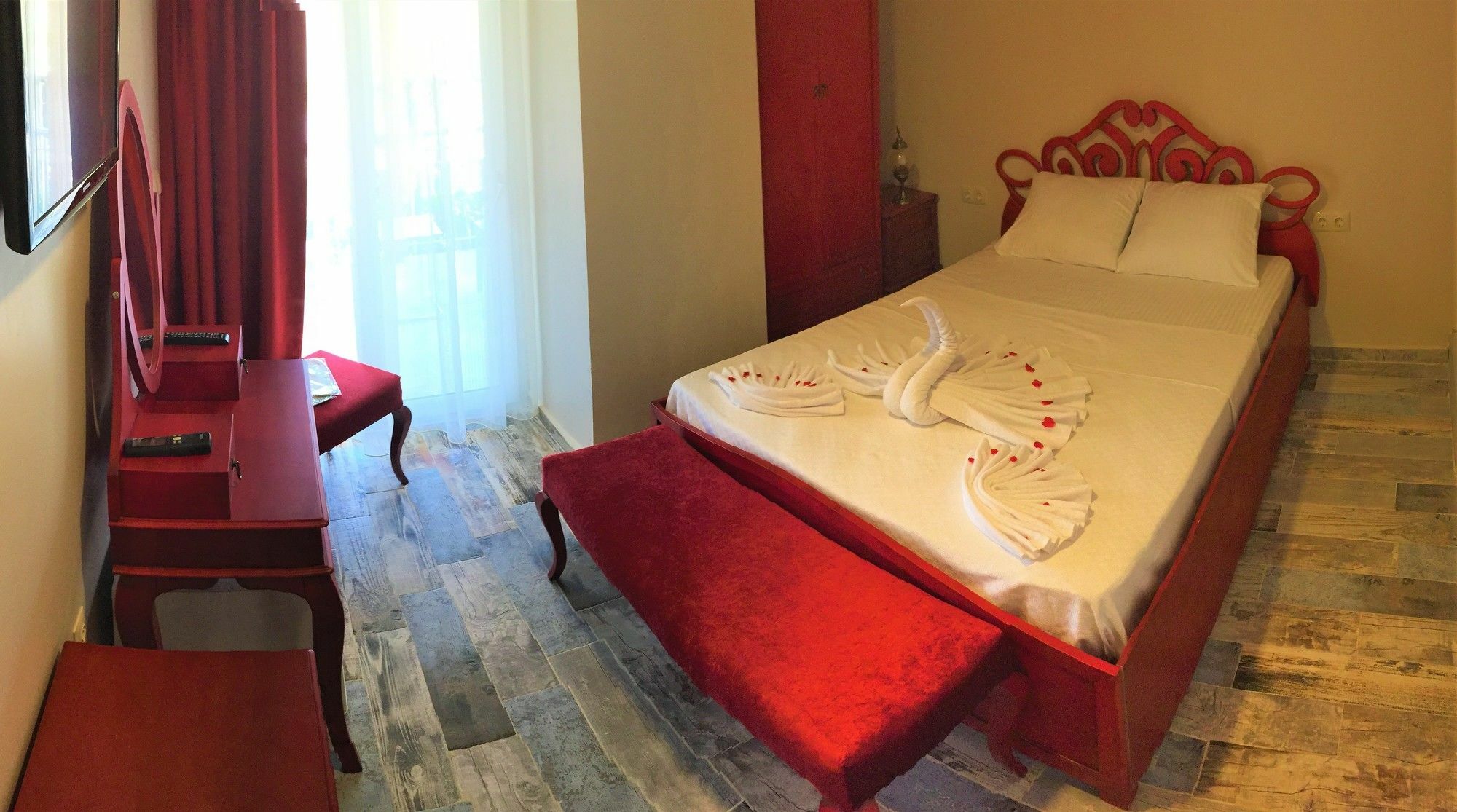 Cunda Morisi Otel Ayvalı Esterno foto